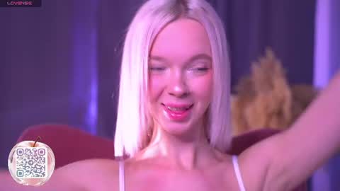 Snapshot of boobybliss chatting on 07-28-26, 08:10 Alina online show from 07-28-26, 08:10