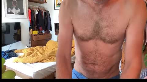 book worm online show from 07-30-26, 06:56