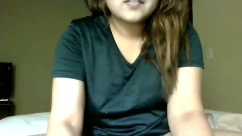 Snapshot of bookishdivya chatting on 11-02-25, 10:28 Divya online show from 11-02-25, 10:28