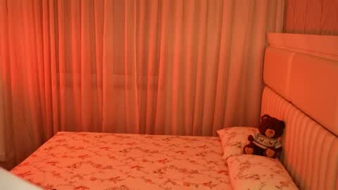 boootyfrytti online show from 04-18-26, 08:42