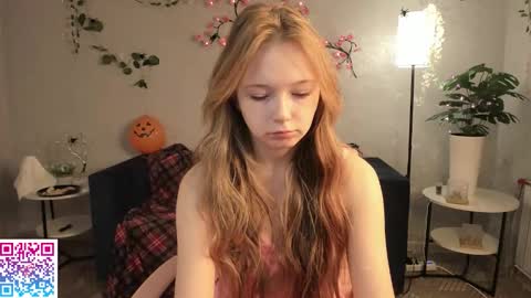 Milena online show from 10-23-25, 03:06