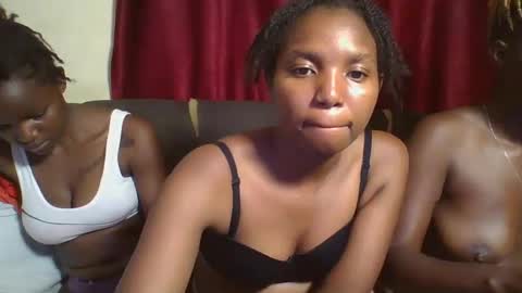 bootie_caramel online show from 03-11-25, 06:21