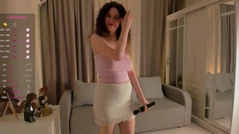 Snapshot of bootyfruttycutie chatting on 09-16-25, 06:53 Ella online show from 09-16-25, 06:53