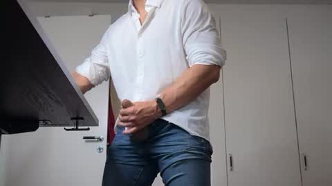 bootyonmyface online show from 10-13-25, 08:03