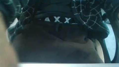 boredaussiebloke01 online show from 04-22-26, 12:46