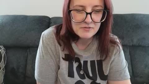 boredbustyhousewife online show from 12-05-25, 05:42