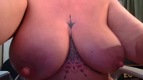 Snapshot of boredcountrygirl chatting on 07-08-26, 02:49 BoredCountryGirl online show from 07-08-26, 02:49