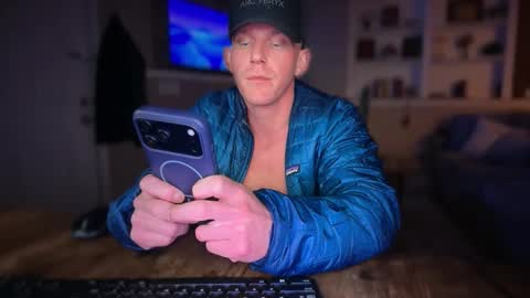 boredstud993102 online show from 04-20-26, 04:26