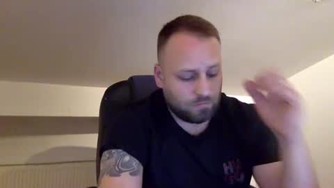 hugo online show from 06-19-26, 02:38