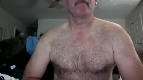 Snapshot of bose36 chatting on 01-28-25, 02:00 bose36 online show from 01-28-25, 02:00