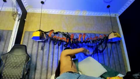 Boss online show from 10-26-25, 03:23