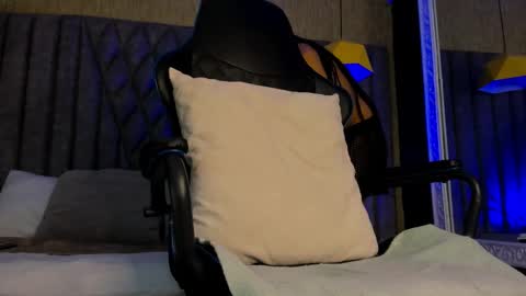 Boss online show from 11-24-25, 03:50