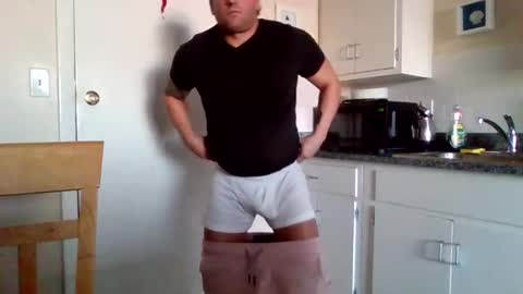 Snapshot of bosslife505050 chatting on 01-17-25, 07:27 The Italian Boss  online show from 01-17-25, 07:27