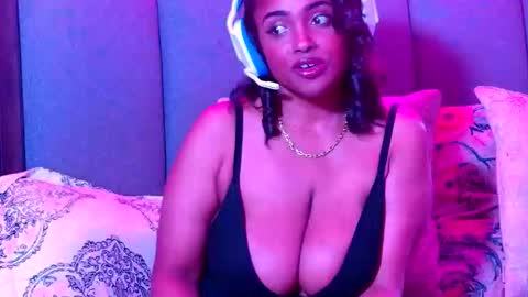 BossyBella online show from 02-16-26, 06:48