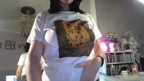 Snapshot of bossyiskitten chatting on 07-27-26, 10:28 Bossy online show from 07-27-26, 10:28