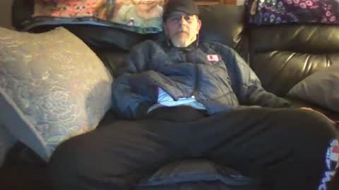 bostonguy1969 online show from 02-18-25, 08:36