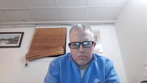 Snapshot of bostonirish45 chatting on 05-25-26, 03:45 bostonirish45 online show from 05-25-26, 03:45