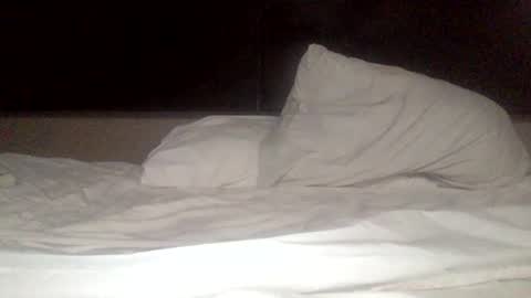 Snapshot of bottomslut1111 chatting on 09-18-25, 12:40 bottomslut1111 online show from 09-18-25, 12:40