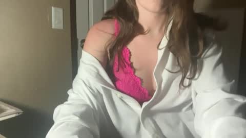 Snapshot of bougiebrunette13 chatting on 07-19-26, 02:15 bougiebrunette online show from 07-19-26, 02:15