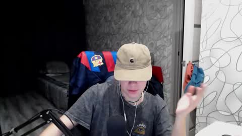 Snapshot of bounty_snipe chatting on 11-12-25, 11:03 bounty_snipe online show from 11-12-25, 11:03