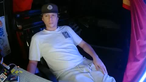 Bowerboi1217 online show from 11-26-25, 09:21