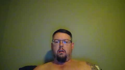 bowtieguy84 online show from 05-13-26, 02:42
