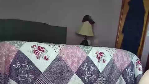 Rihanna online show from 03-14-26, 06:57