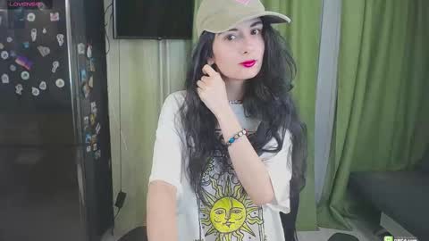 Helen  online show from 02-18-25, 03:10