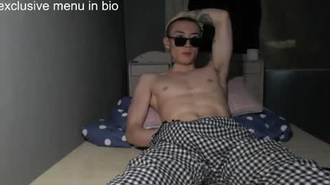 boxman556990 online show from 06-01-26, 01:51