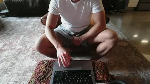 Snapshot of boy4dads323 chatting on 08-02-26, 04:49 boy4dads online show from 08-02-26, 04:49