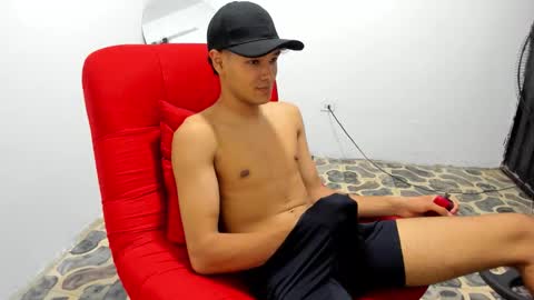 Snapshot of boy_cock_15 chatting on 10-22-25, 11:04 boy_cock_15 online show from 10-22-25, 11:04