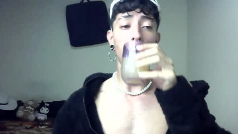 Boy Astro online show from 01-11-25, 11:45