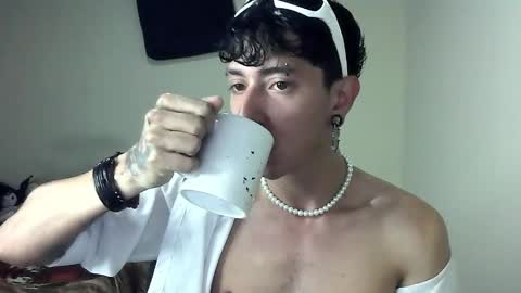 Boy Astro online show from 01-23-25, 11:58