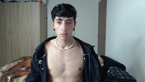 Boy Astro online show from 02-12-25, 01:19