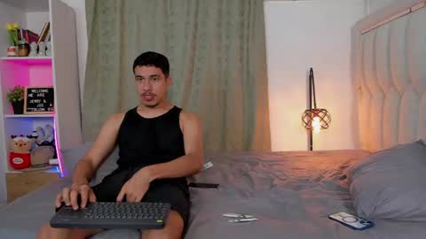 Snapshot of boy_jerry chatting on 07-11-26, 11:13 boy_jerry online show from 07-11-26, 11:13