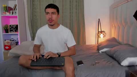 Snapshot of boy_jerry chatting on 07-13-26, 11:46 boy_jerry online show from 07-13-26, 11:46