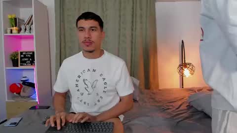 Snapshot of boy_jerry chatting on 07-27-26, 03:35 boy_jerry online show from 07-27-26, 03:35