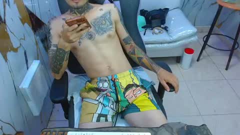 boy_tatto77 online show from 06-27-26, 02:05