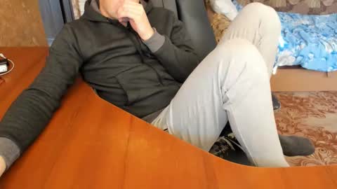 BoyApollon online show from 11-16-25, 08:42