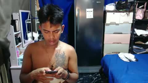 boyax16 online show from 09-22-25, 05:20