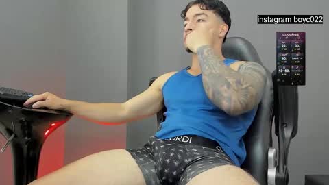 boyc02_ online show from 01-04-25, 01:31