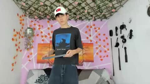 Snapshot of boys4hot_777 chatting on 02-28-25, 01:37 boys4hot_777 online show from 02-28-25, 01:37