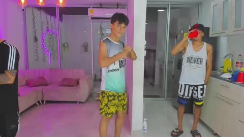 Snapshot of boysdeluxemilitary chatting on 09-23-25, 05:54 JHON ARES AND NEID online show from 09-23-25, 05:54