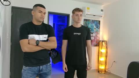 Snapshot of boysgang_sex chatting on 11-08-25, 11:32 Angelo Mark Fernando Taylor online show from 11-08-25, 11:32