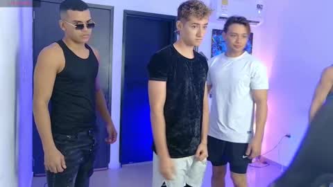 Snapshot of boysgang_sex chatting on 11-20-25, 11:43 Angelo Mark Fernando Taylor online show from 11-20-25, 11:43