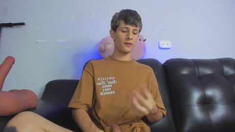 Paul and Max online show from 01-07-25, 07:49