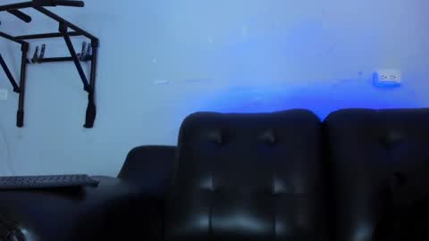 Paul and Max online show from 02-11-25, 10:18