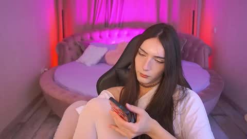 Nova online show from 09-27-25, 10:37