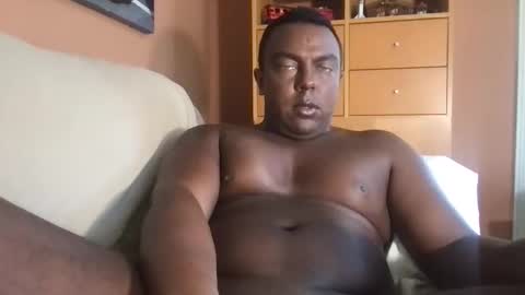 boytoy298812 online show from 02-08-26, 10:35