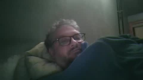 bozo81 online show from 11-08-25, 01:39